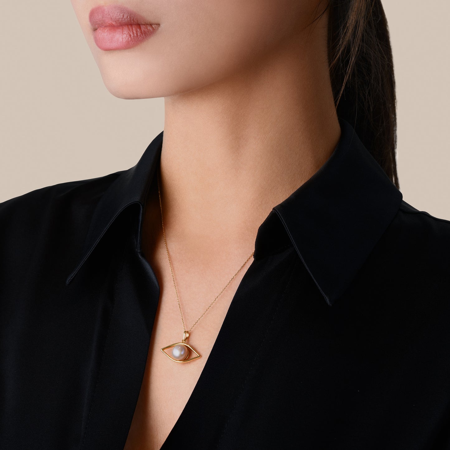 noorelle, pearl eye with gold chain, jewellery, chain, gold chain, gold pearl eye, gold chain for girl, gold eye chain